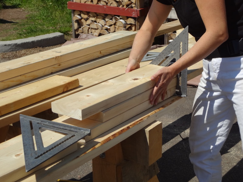 Making the ridge beam supports