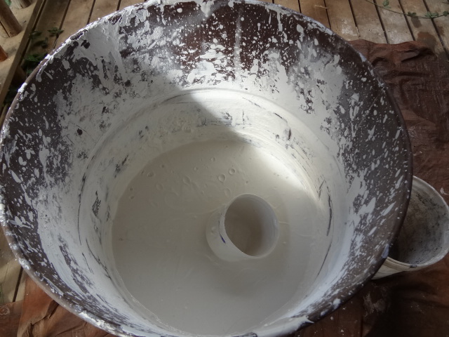 Lime putty (lime + water)